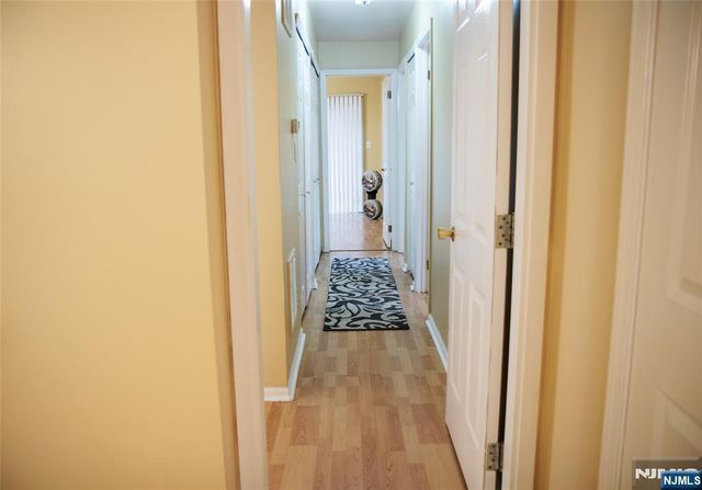 50 Pine Street 7N, Montclair, NJ 07042
