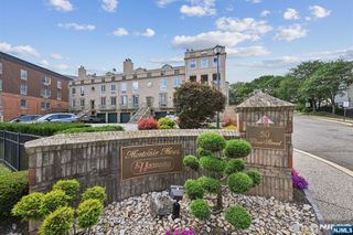 50 Pine Street 7N, Montclair, NJ 07042