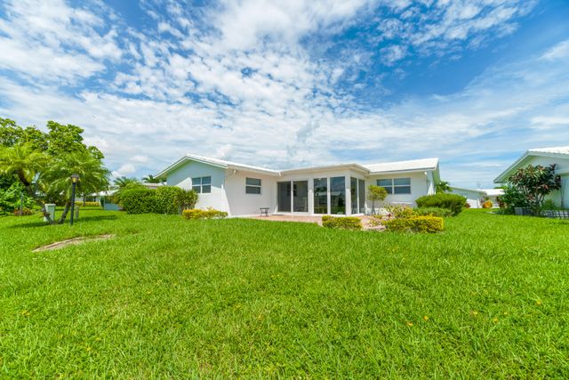 118 SW 15TH Court, Boynton Beach, FL 33426