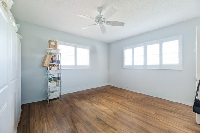 118 SW 15TH Court, Boynton Beach, FL 33426