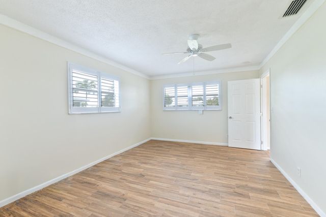 118 SW 15TH Court, Boynton Beach, FL 33426