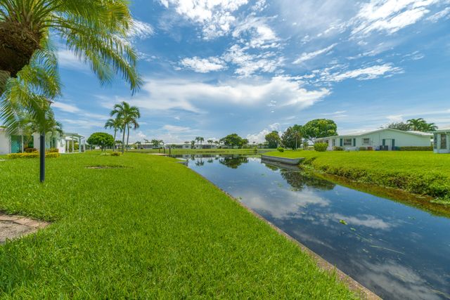 118 SW 15TH Court, Boynton Beach, FL 33426