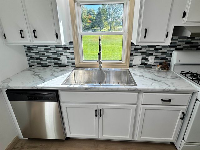 11389 N Lewis Road, Clio, MI 48420