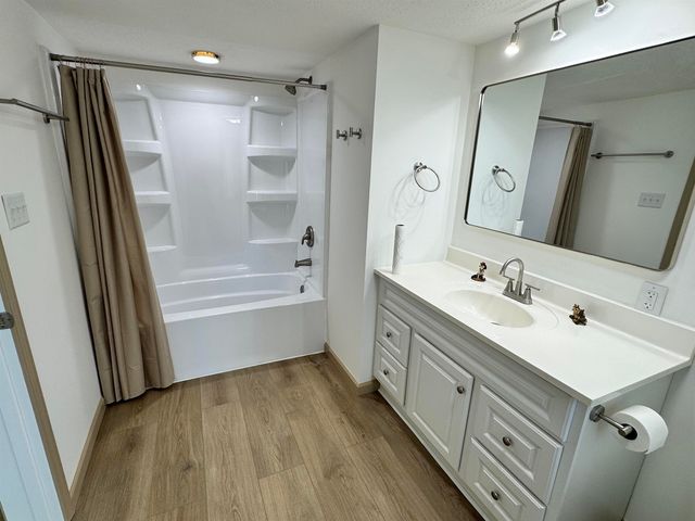 11389 N Lewis Road, Clio, MI 48420