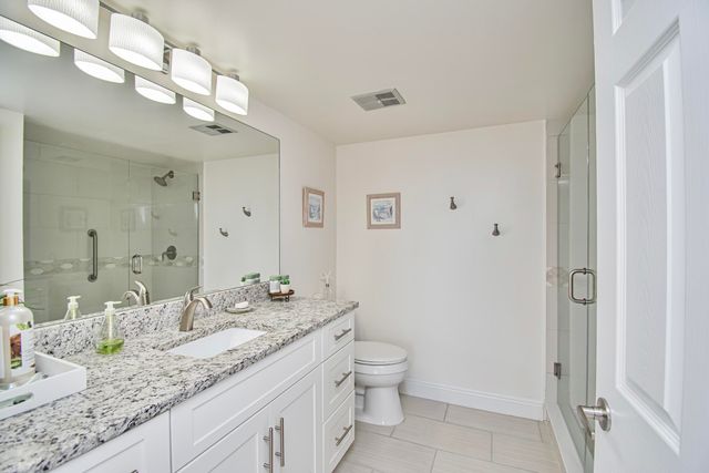 8200 Lakeshore Drive 2010, Hypoluxo, FL 33462