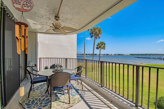 8200 Lakeshore Drive 2010, Hypoluxo, FL 33462