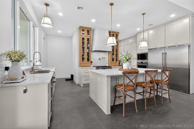 934 N 4389 Lane, Pryor, OK 74361