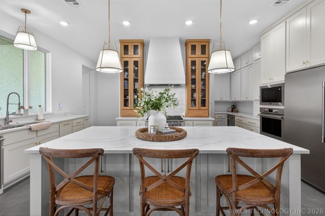 934 N 4389 Lane, Pryor, OK 74361