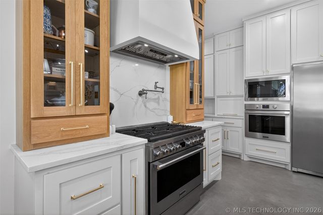 934 N 4389 Lane, Pryor, OK 74361