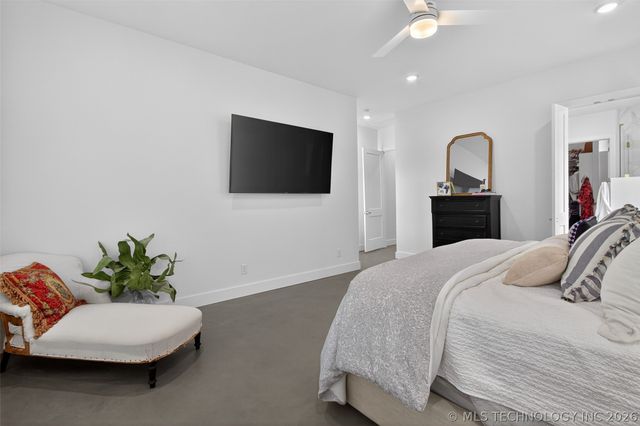 934 N 4389 Lane, Pryor, OK 74361