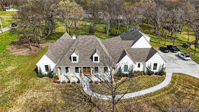 934 N 4389 Lane, Pryor, OK 74361