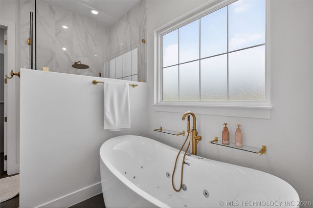 934 N 4389 Lane, Pryor, OK 74361