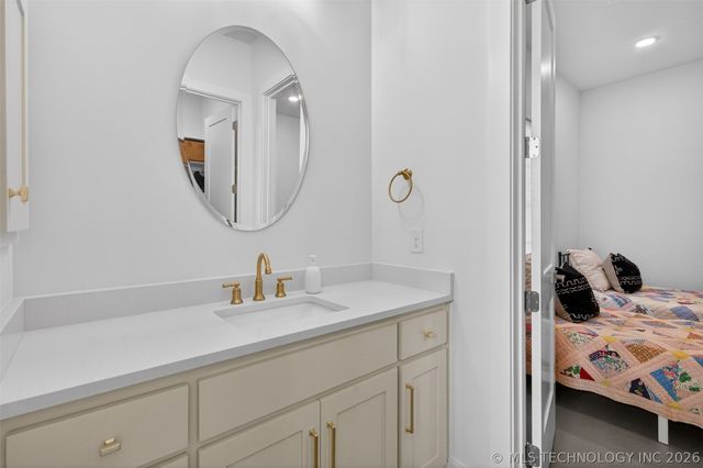 934 N 4389 Lane, Pryor, OK 74361