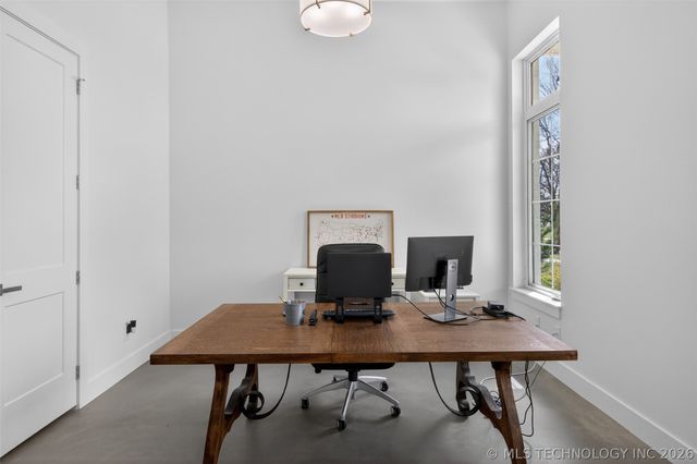 934 N 4389 Lane, Pryor, OK 74361