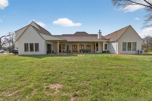 934 N 4389 Lane, Pryor, OK 74361