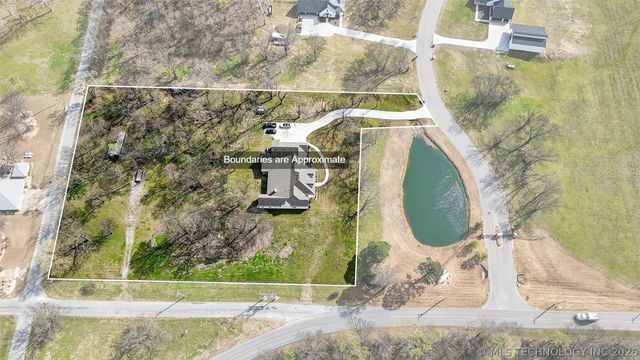 934 N 4389 Lane, Pryor, OK 74361