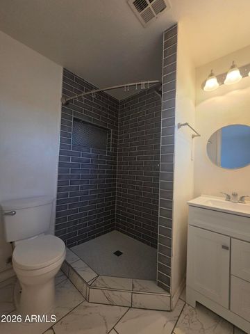 4950 W Stella Lane, Glendale, AZ 85301