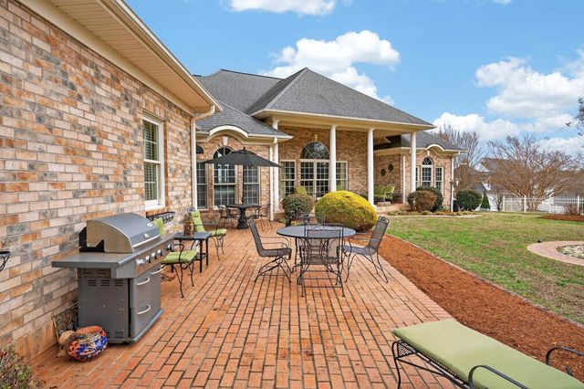 185 Earles Fort Road, Landrum, SC 29356