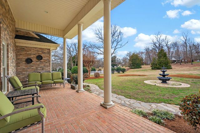185 Earles Fort Road, Landrum, SC 29356