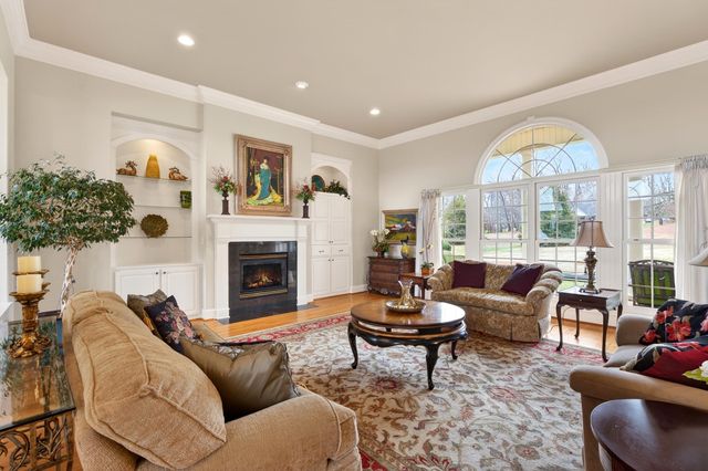 185 Earles Fort Road, Landrum, SC 29356