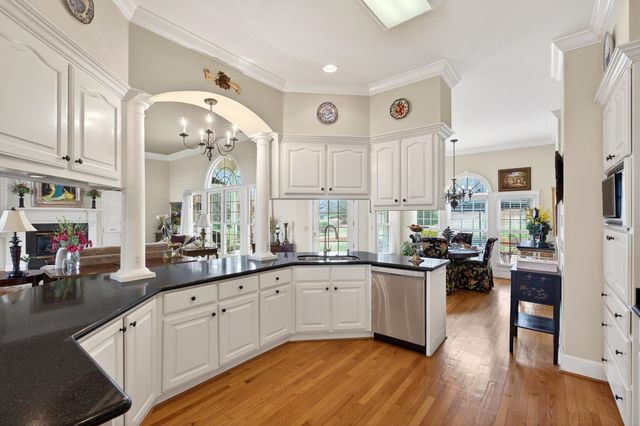 185 Earles Fort Road, Landrum, SC 29356
