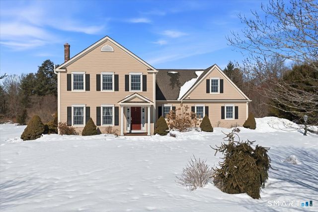 35 Senexet Village Road, Woodstock, CT 06281