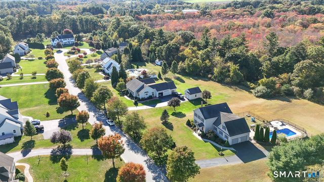 35 Senexet Village Road, Woodstock, CT 06281