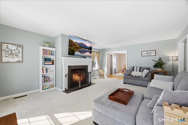 35 Senexet Village Road, Woodstock, CT 06281