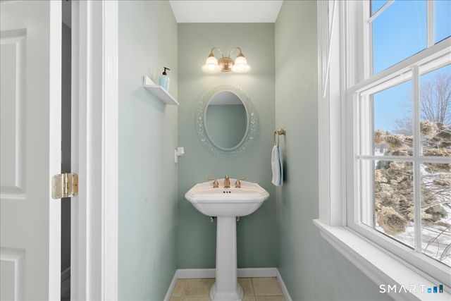 35 Senexet Village Road, Woodstock, CT 06281