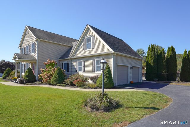 35 Senexet Village Road, Woodstock, CT 06281