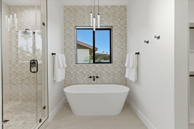 6413 N 82ND Way, Scottsdale, AZ 85250