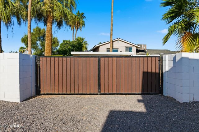 6413 N 82ND Way, Scottsdale, AZ 85250