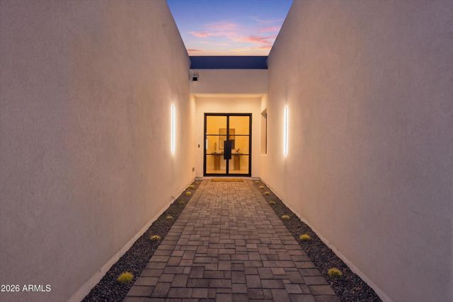 6413 N 82ND Way, Scottsdale, AZ 85250