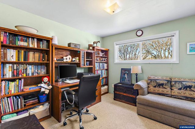 34931 Meridian Rd, Lebanon, OR 97355