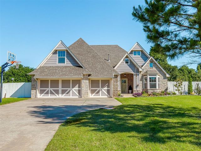 6909 W Waterloo Court, Edmond, OK 73025