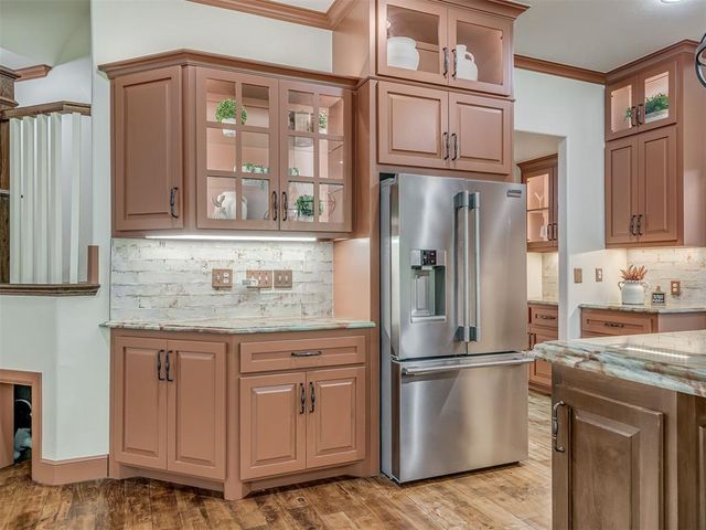 6909 W Waterloo Court, Edmond, OK 73025