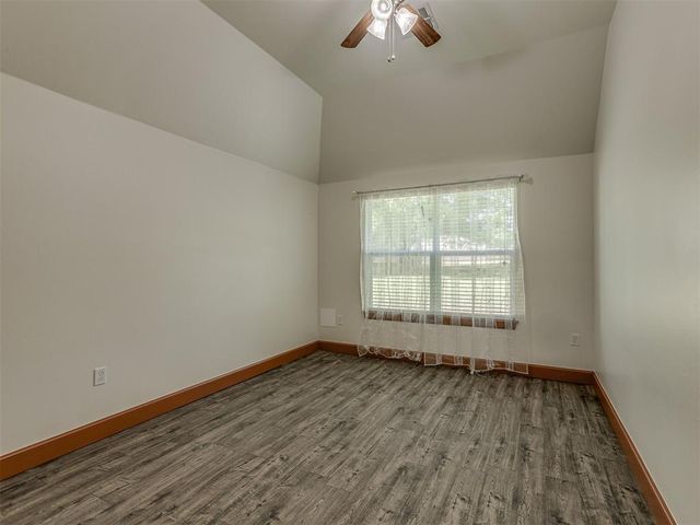 6909 W Waterloo Court, Edmond, OK 73025