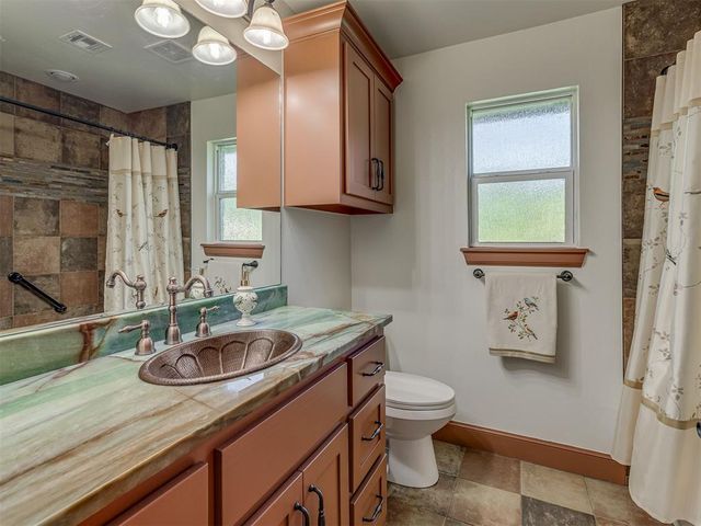 6909 W Waterloo Court, Edmond, OK 73025