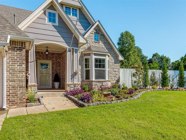 6909 W Waterloo Court, Edmond, OK 73025