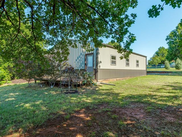 6909 W Waterloo Court, Edmond, OK 73025