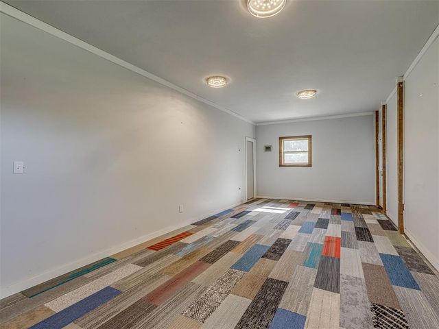 6909 W Waterloo Court, Edmond, OK 73025