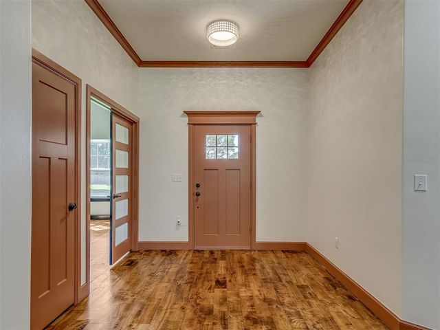 6909 W Waterloo Court, Edmond, OK 73025