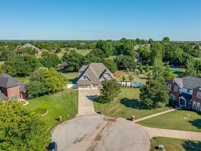 6909 W Waterloo Court, Edmond, OK 73025