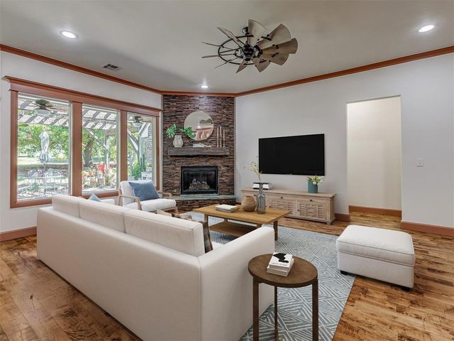 6909 W Waterloo Court, Edmond, OK 73025