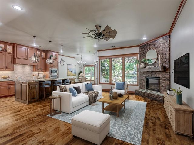 6909 W Waterloo Court, Edmond, OK 73025