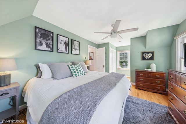 410 Leitch Avenue, La Grange, IL 60525