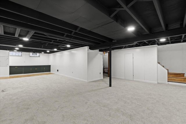 9010 Leverne, Redford, MI 48239