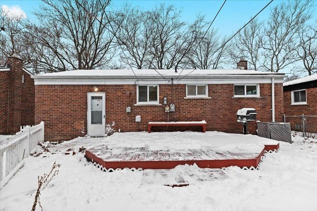 9010 Leverne, Redford, MI 48239