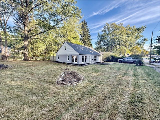 3679 Sanford Avenue, Stow, OH 44224