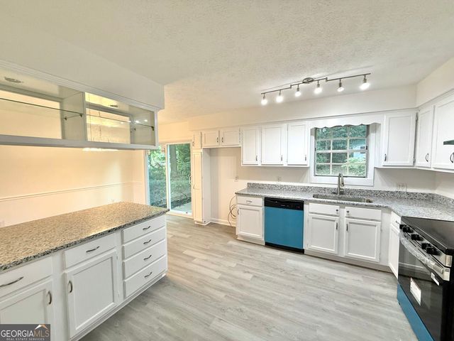 3681 Lavilla Drive, Powder Springs, GA 30127